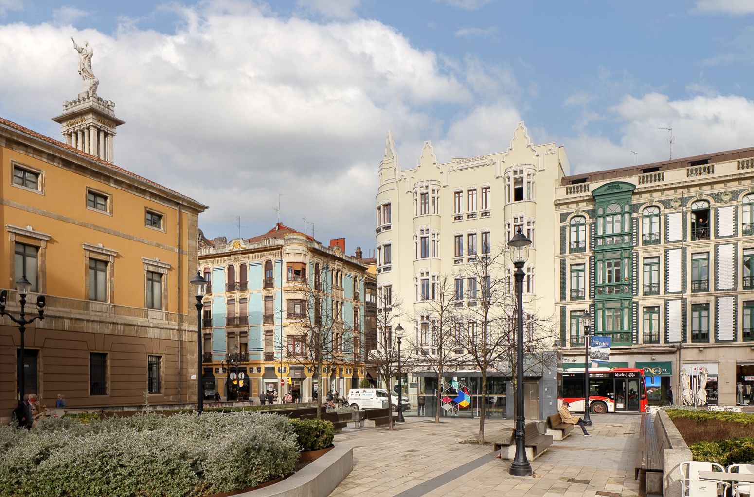 Vista exterior de Pis en venda en Gijón  amb Calefacció i Parquet