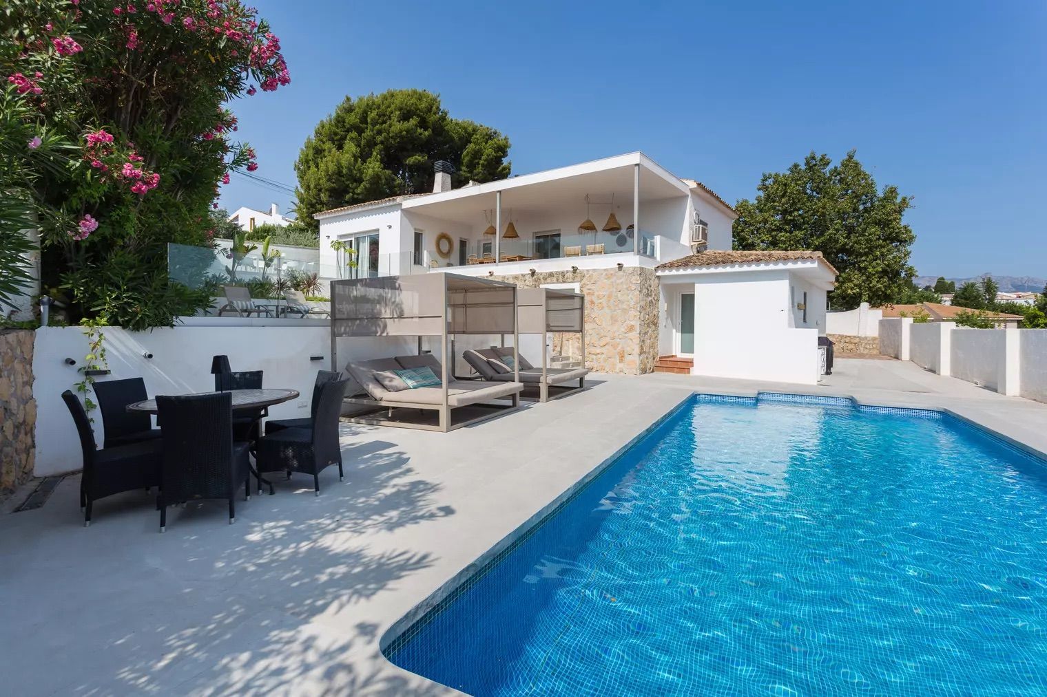 Exterior view of House or chalet for sale in Altea  with Air Conditioner, Heating and Private garden