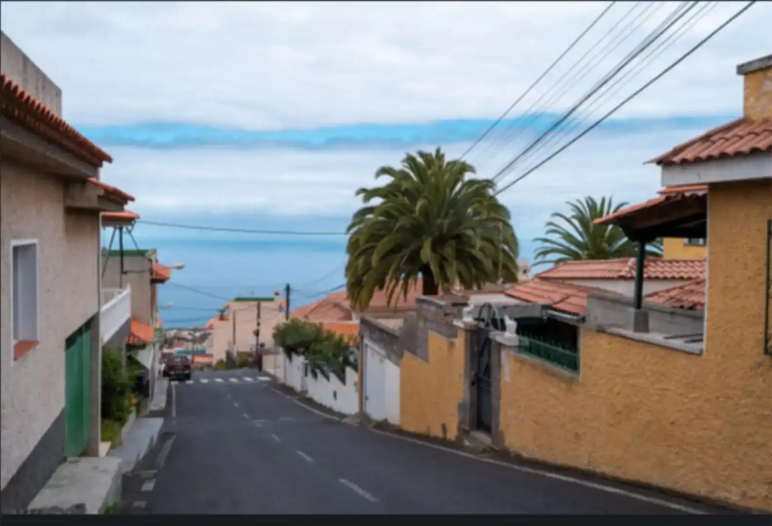 Vista exterior de Piso en venta en La Vega - El Amparo - Cueva del Viento