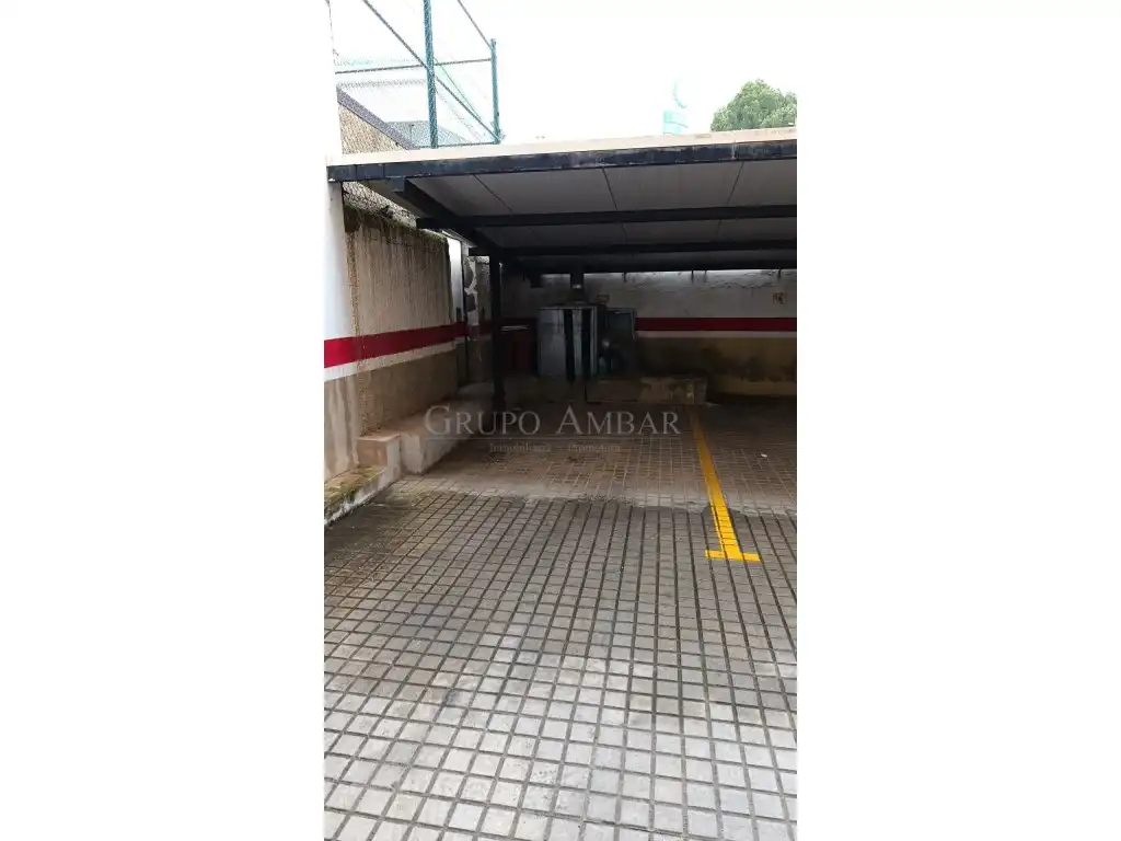 Garage zum Verkauf in Calle Pintores Puget, Santa Eulària