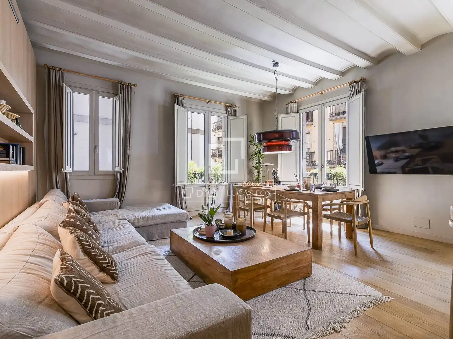 Sala de estar de Piso en venta en Barcelona con Aire acondicionado, Amueblado y Balcón