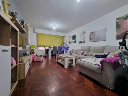 Living room of Flat for sale in Vigo 