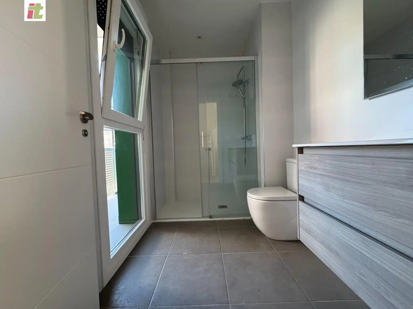 Casa adosada en venta en Sopela