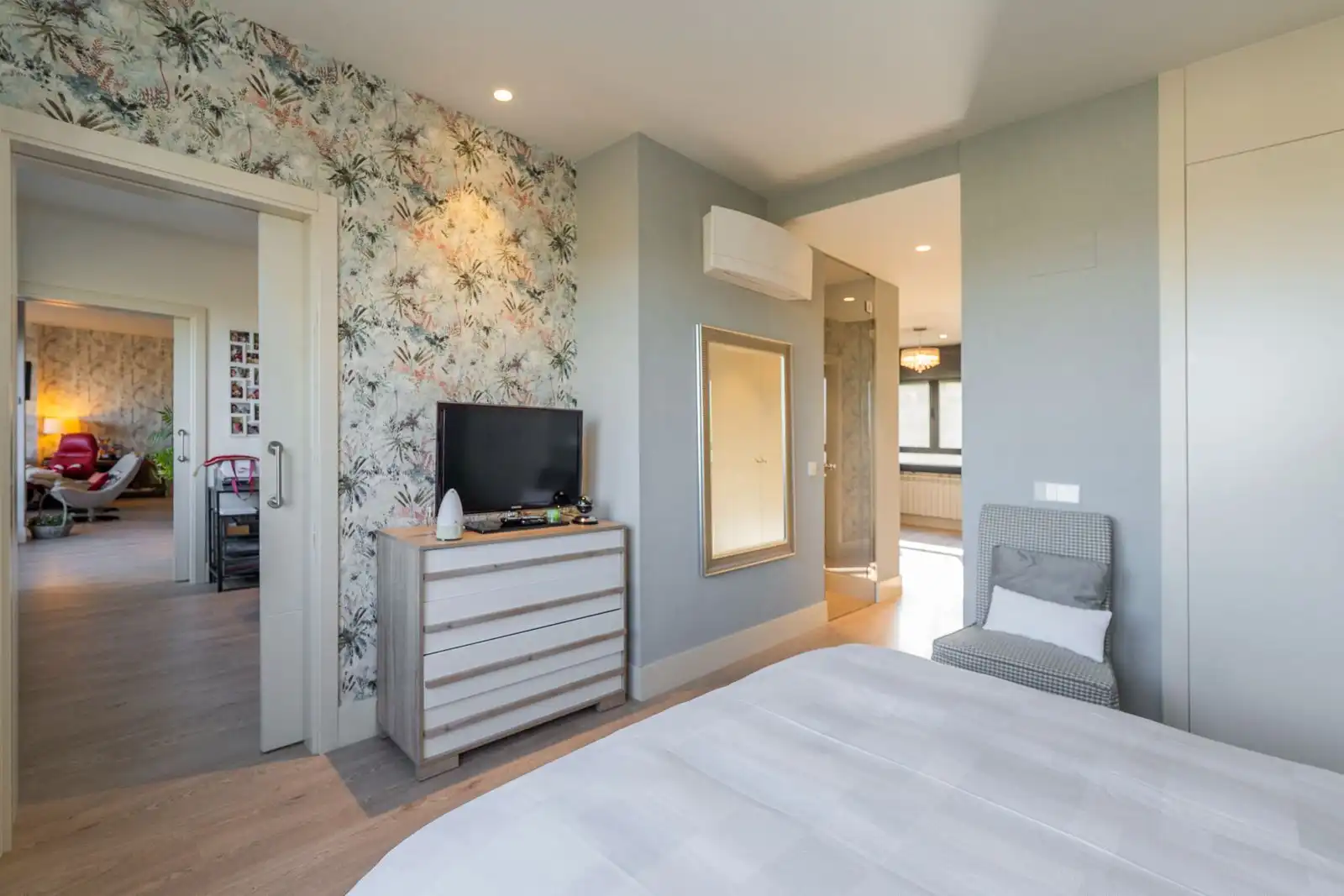 Schlafzimmer von Maisonette zum Verkauf in Fuente del Fresno mit Klimaanlage, Heizung und Abstellraum
