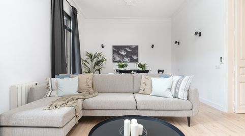 Piso de 5 habitaciones y 3 baños con licencia turística en La Nova Esquerra de lEixample, Barcelona, imatge 5