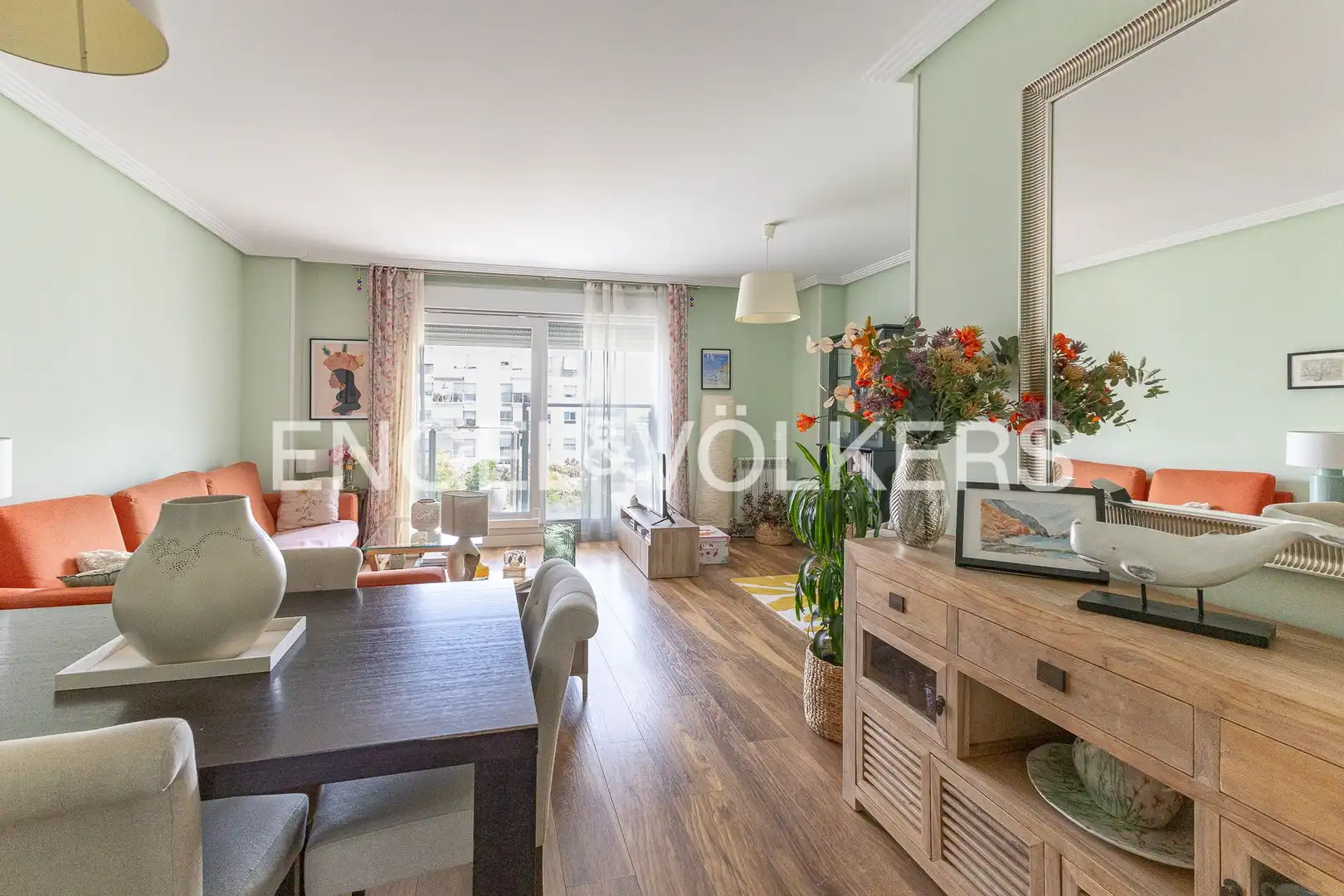 Wohnzimmer von Wohnung zur Miete in San Sebastián de los Reyes mit Klimaanlage, Heizung und Privatgarten