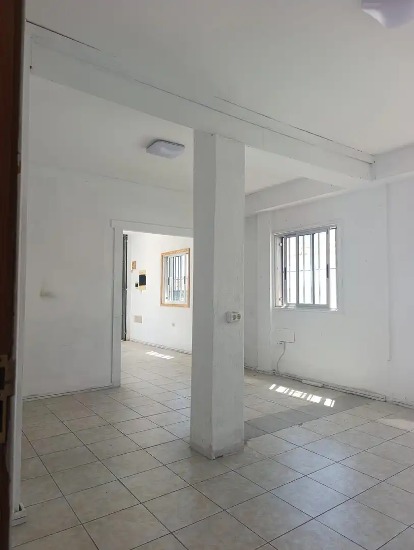 Commercial properties for rent in Candelaria