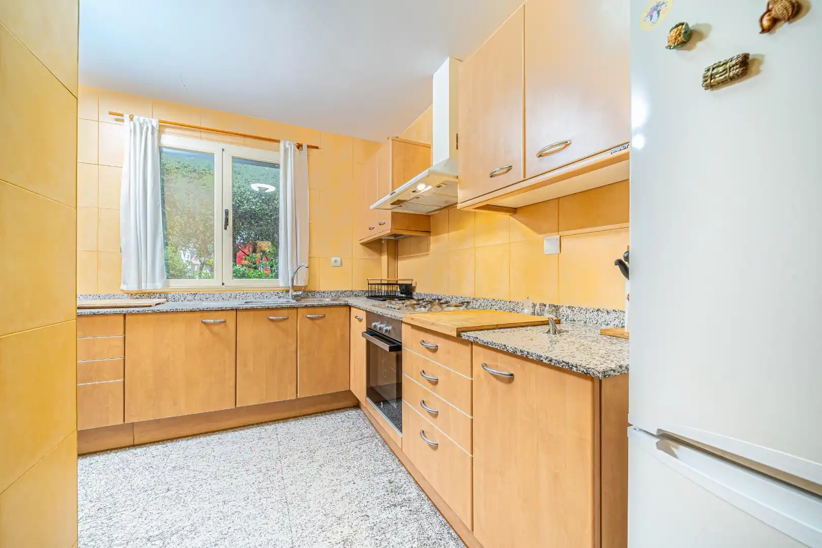 Ground floor with lift for sale in Carrer de l'Illa de Rodes, imagen 11
