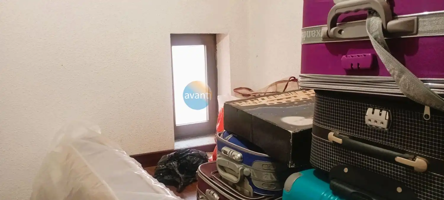 Dormitori de Pis en venda en Salamanca amb Calefacció, Terrassa i Balcó