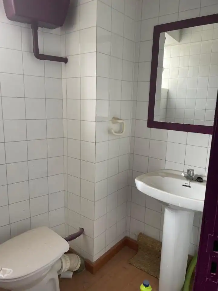 Bathroom of Commercial properties for sale in Torrelavega 