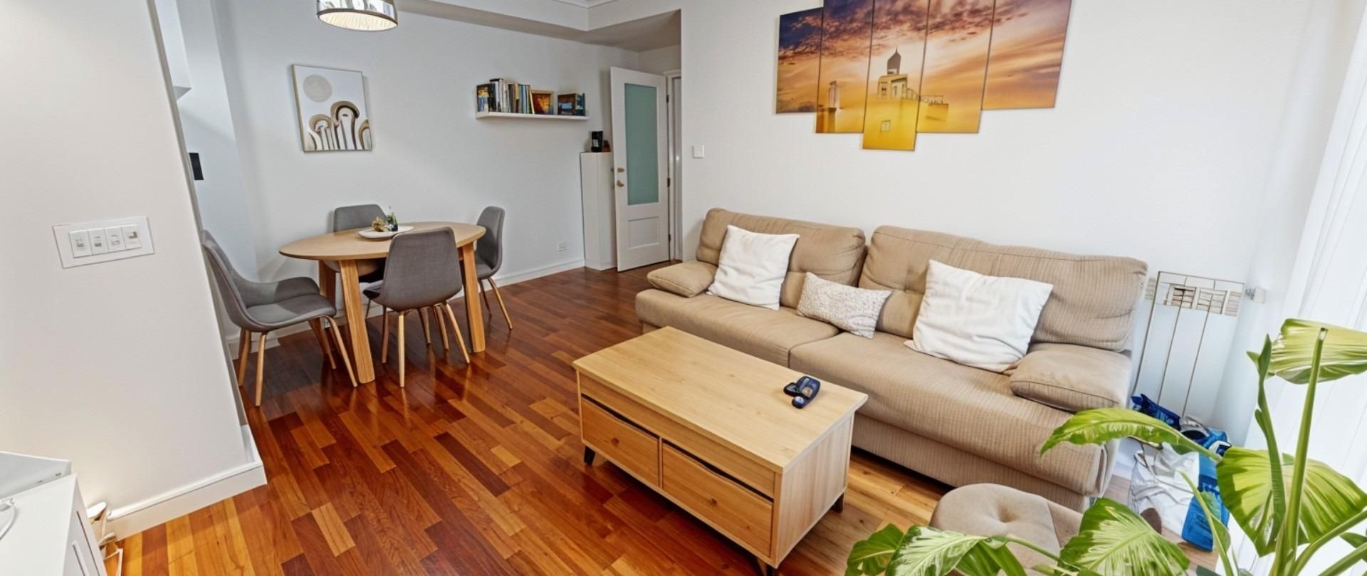 Sala d'estar de Pis en venda en  Madrid Capital amb Aire condicionat, Calefacció i Jardí privat