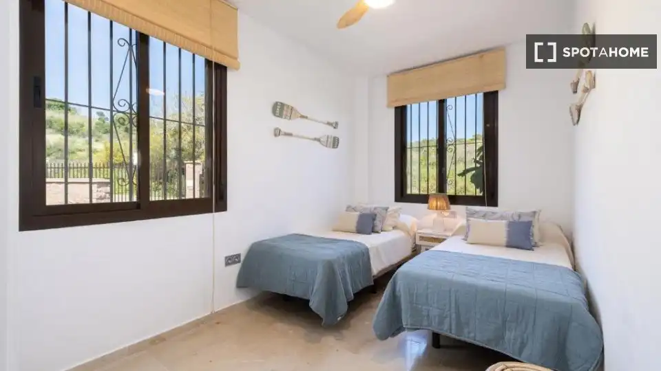 Room in Riviera del Sol