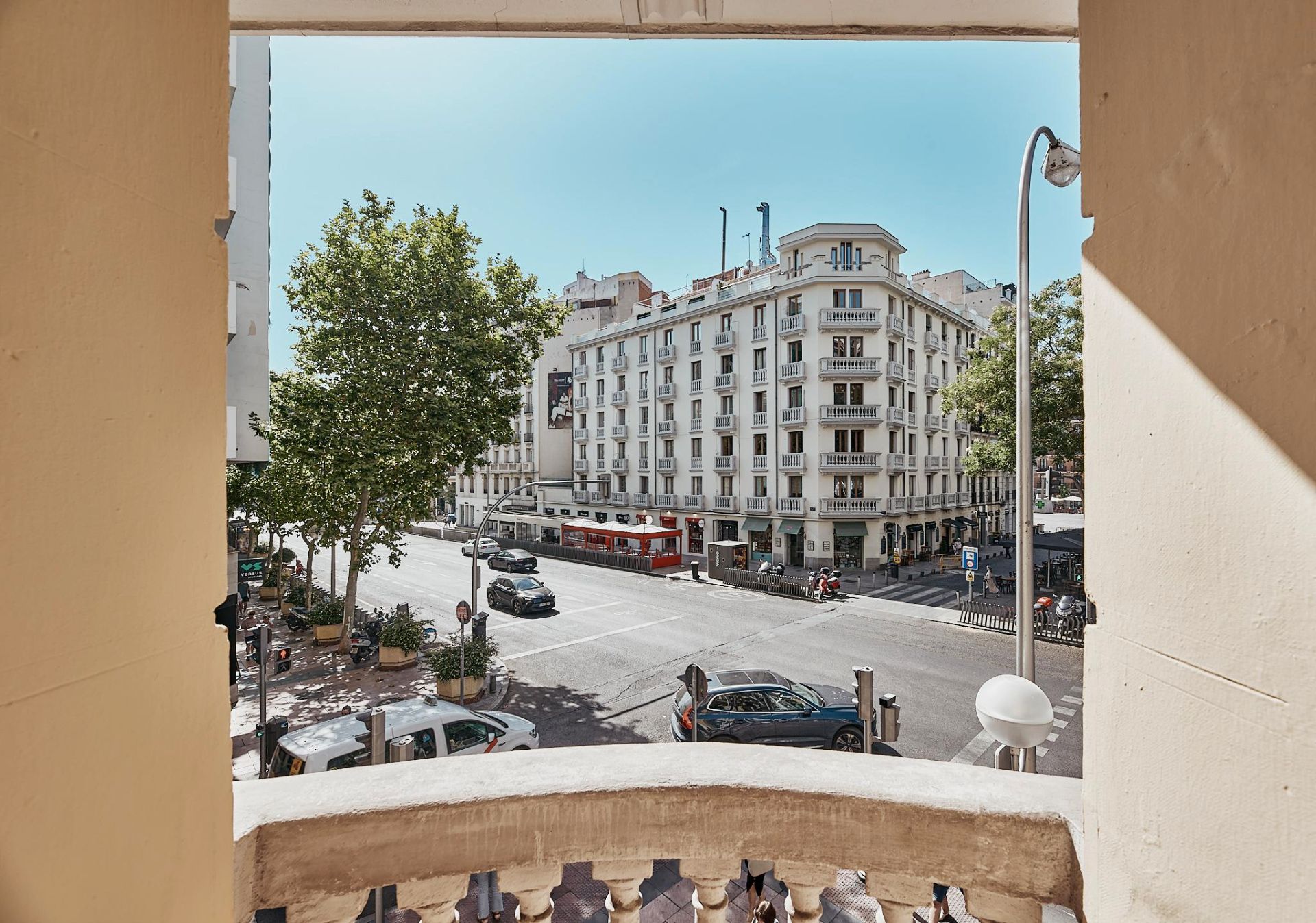 Exterior view of Flat for sale in  Madrid Capital  with Air Conditioner, Heating and Furnished