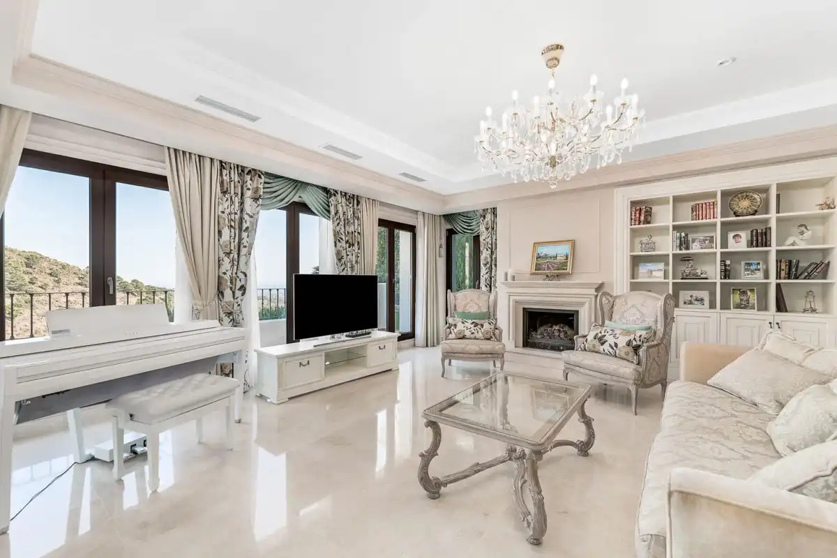 Chalet con piscina en venta en Calle Aixa 1H, imagen 8