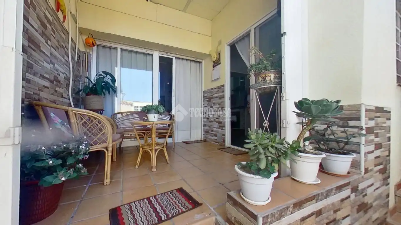 Semi-detached house for sale in Creu Alta - Puiggener, imagen 2