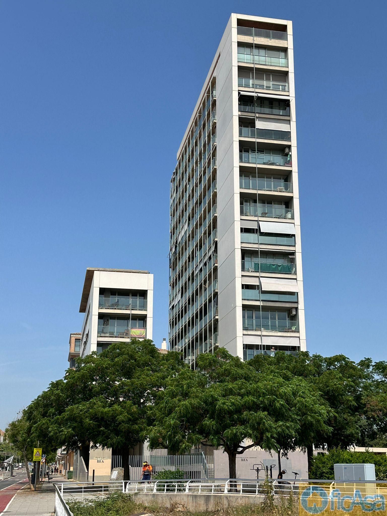 Exterior view of Flat for sale in Castellón de la Plana / Castelló de la Plana  with Air Conditioner, Terrace and Storage room