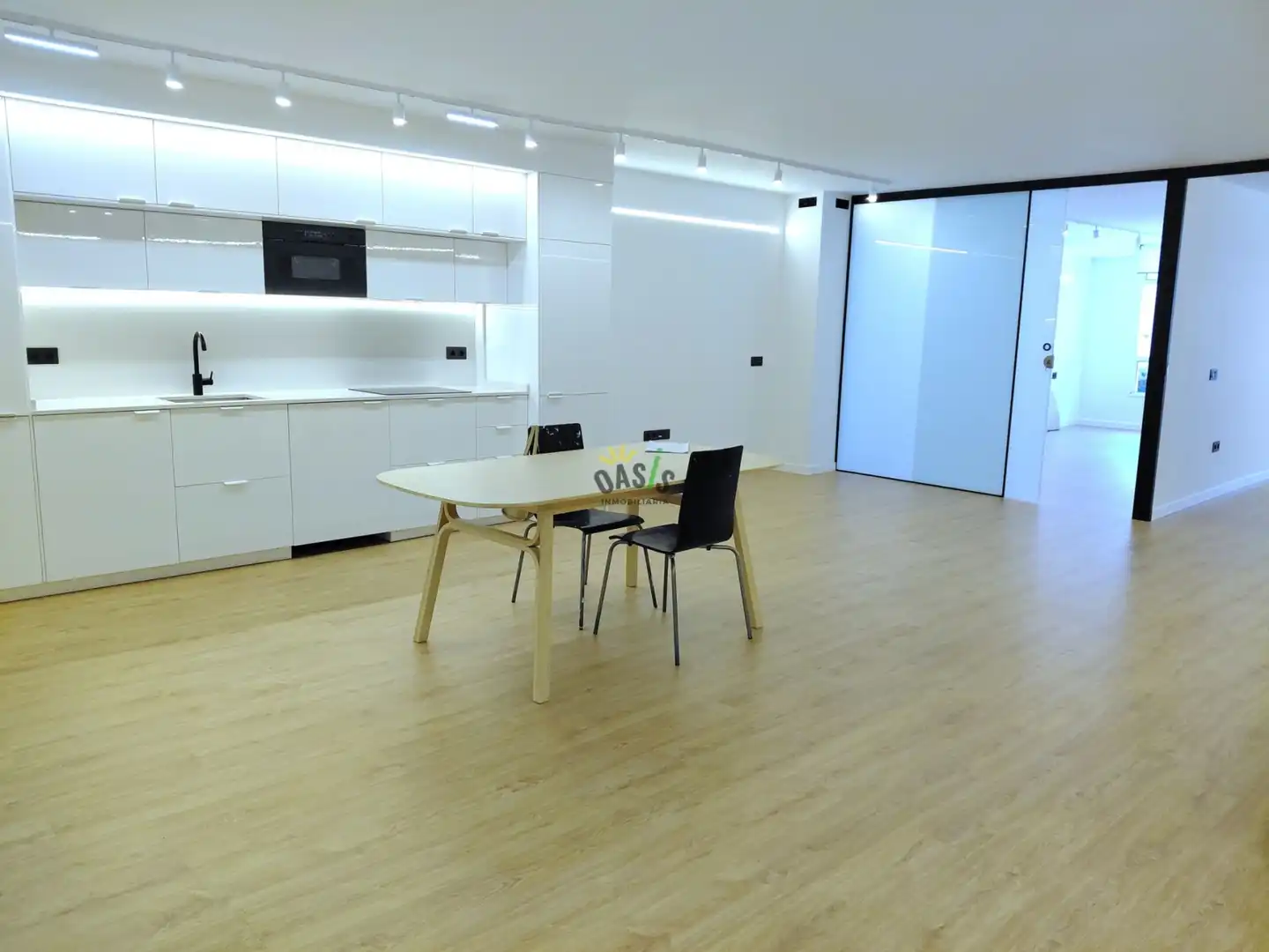 Cocina de Oficina de alquiler en Santa Cruz de Tenerife