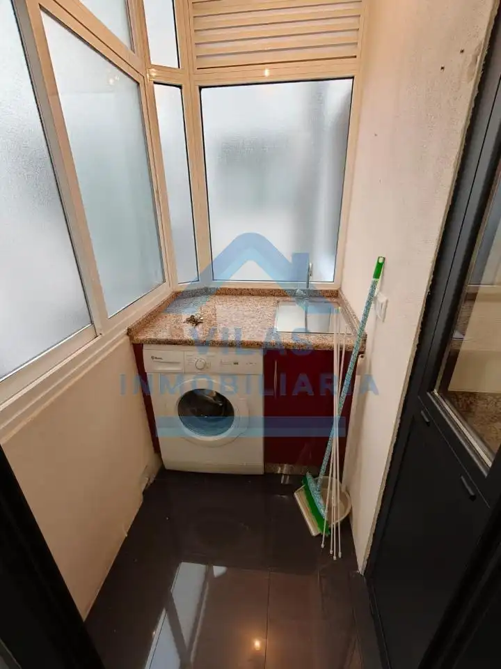 Cuina de Apartament de lloguer en Ames amb Calefacció, Traster i Moblat