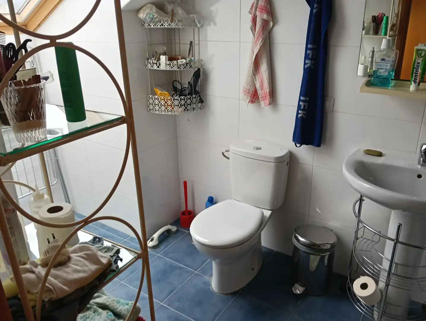 Badezimmer von Dachboden zum Verkauf in Oza dos Ríos mit Abstellraum