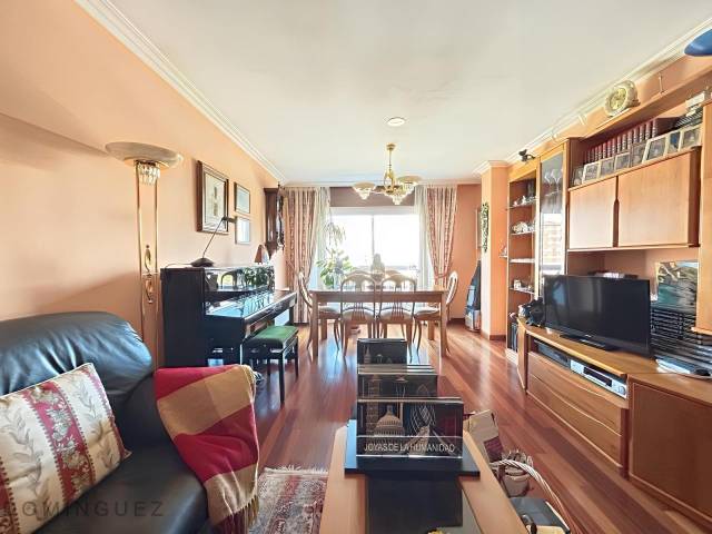 Piso en Venta en Zona de Plaza de Barcelos