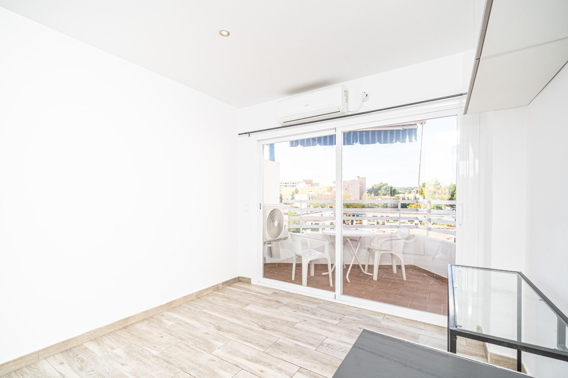 Estudi en venda a Calle de Jardiel Poncela, Palmanova