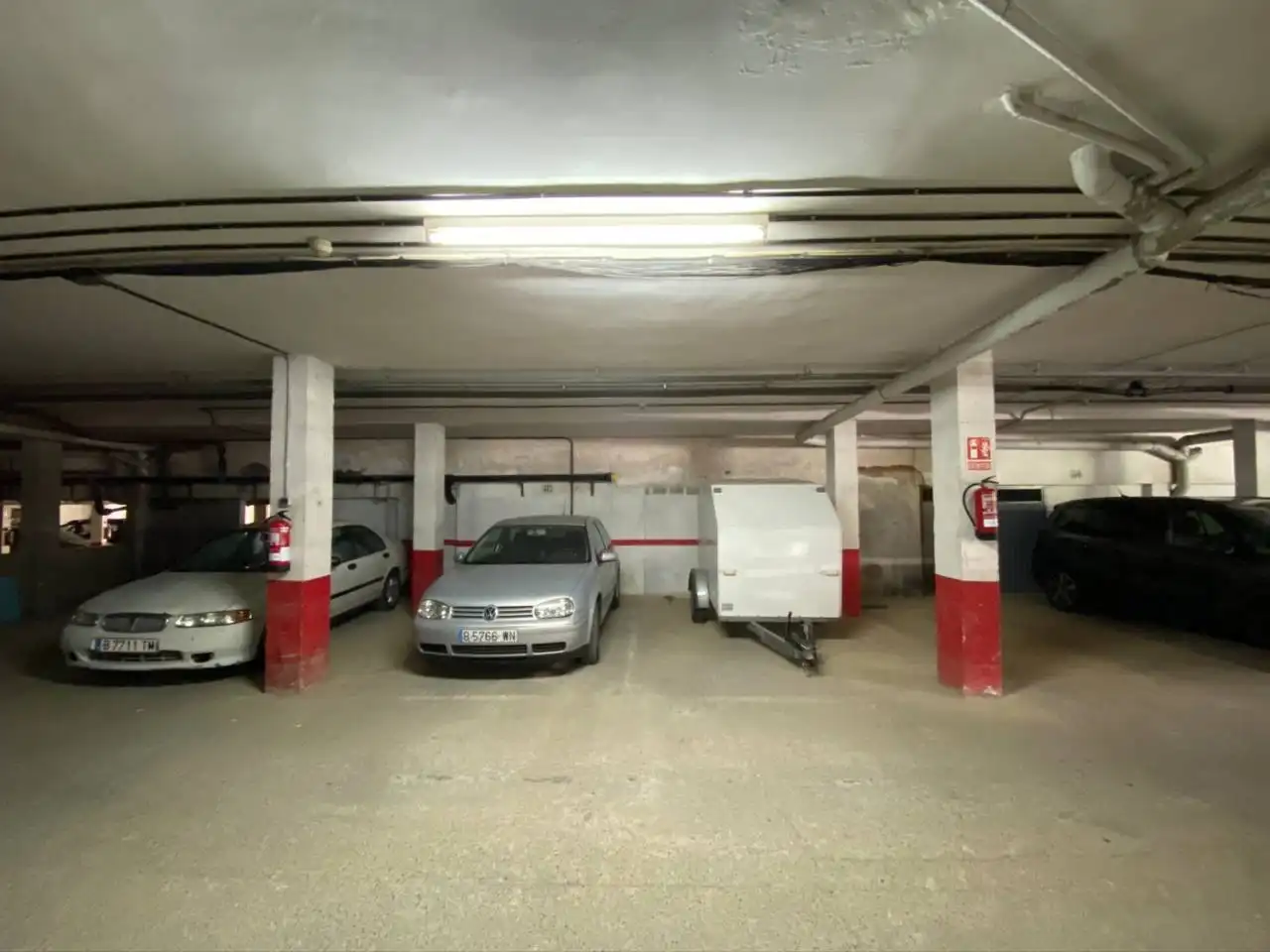Aparcamiento en venta en Plaza PERE FERRER I BOSCH
