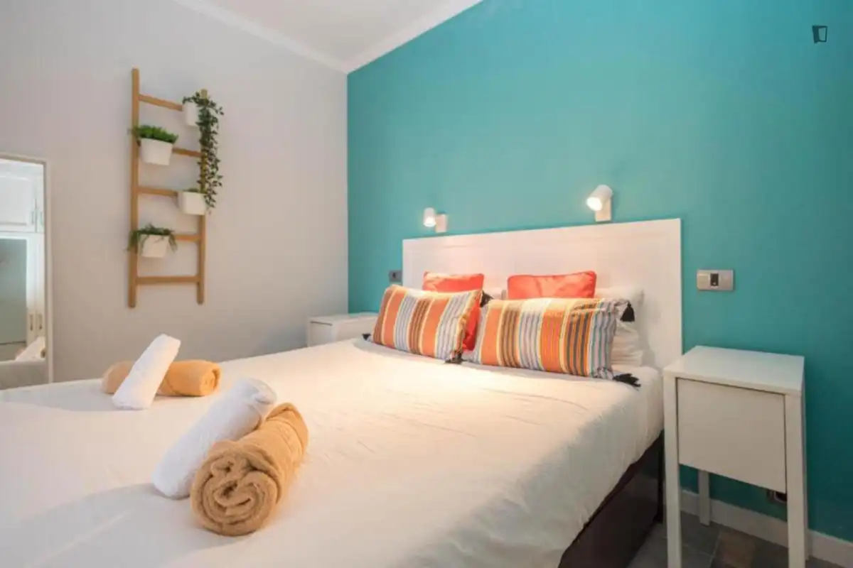 Dormitori de Apartament de lloguer en Las Palmas de Gran Canaria amb Moblat, Rentadora i Microones