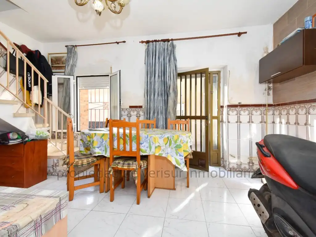 Houses for sale in Casco Antiguo