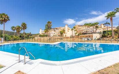 Garten von Wohnungen zum verkauf in Sotogrande mit Klimaanlage, Terrasse und Schwimmbad