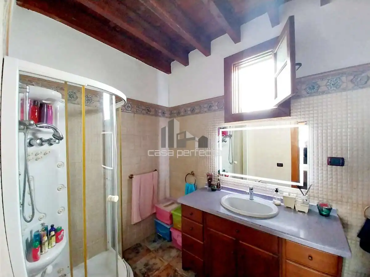 Baño de Finca rústica en venta en Tías con Terraza, Amueblado y Microondas