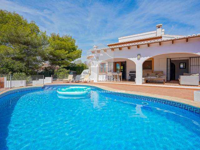 Casa-chalet en Venta en Portichol - Balcón al Mar