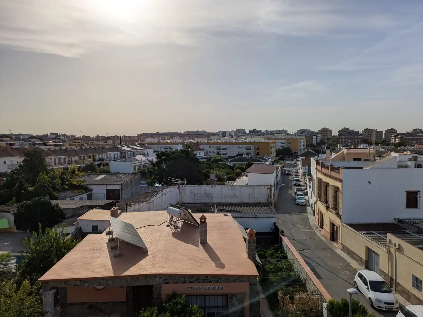 Vista exterior de Piso en venta en Mairena del Aljarafe con Calefacción, Parquet y Balcón