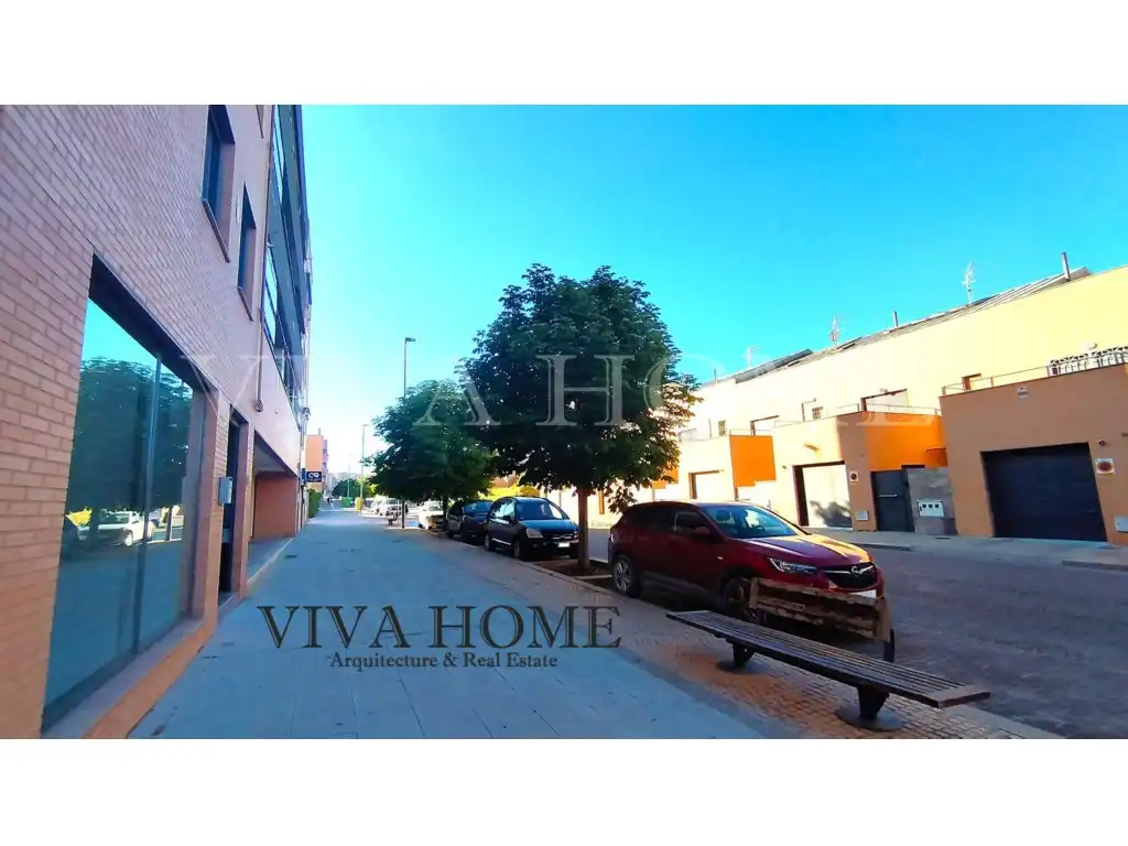 Vista exterior de Local en venta en Arganda del Rey