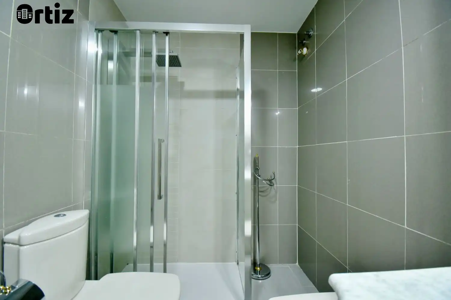 Baño de Ático en venta en Torrejón de Ardoz con Aire acondicionado, Calefacción y Terraza