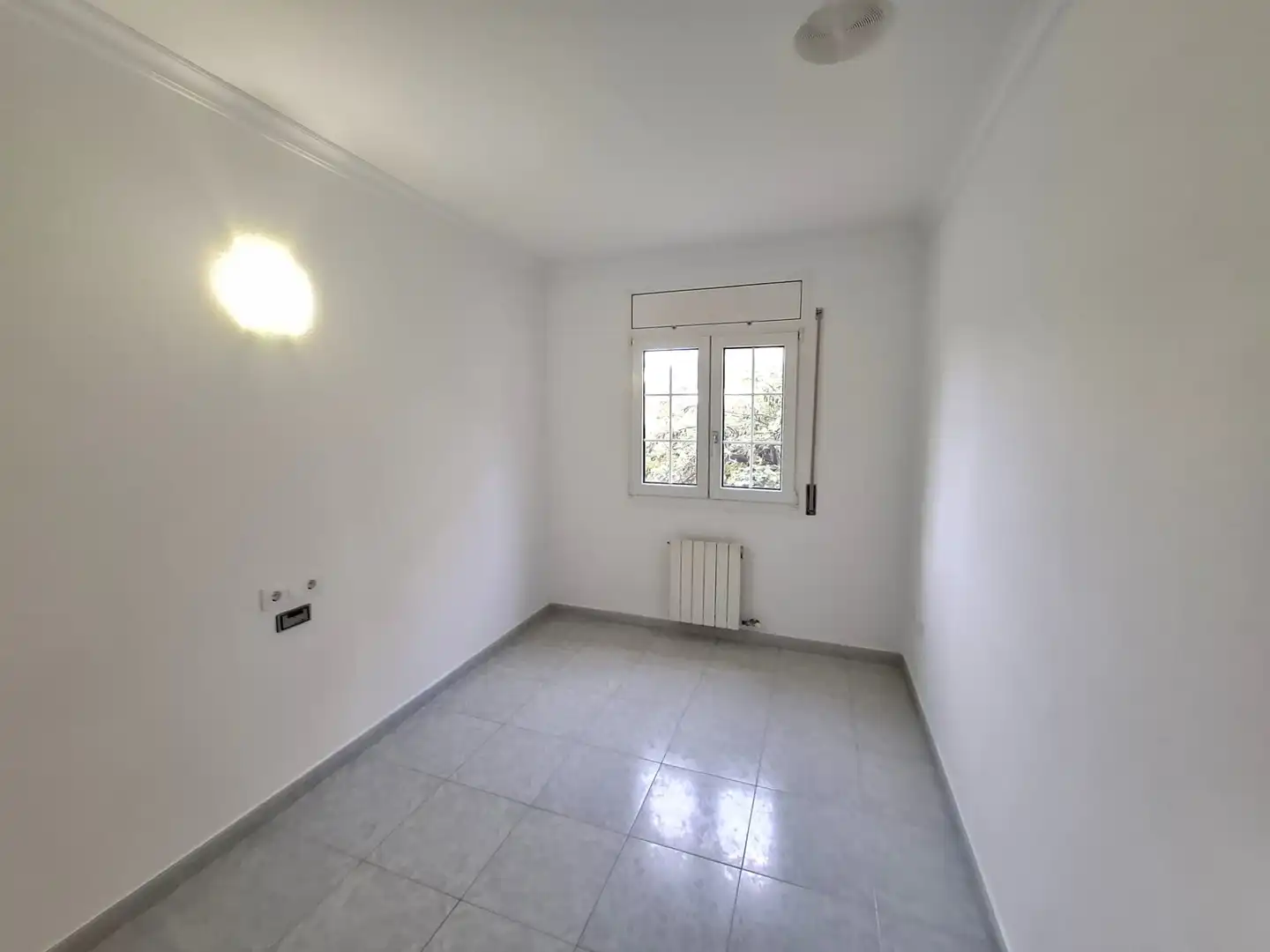 Habitación de Planta baja en venta en Palau-saverdera con Calefacción, Terraza y Trastero