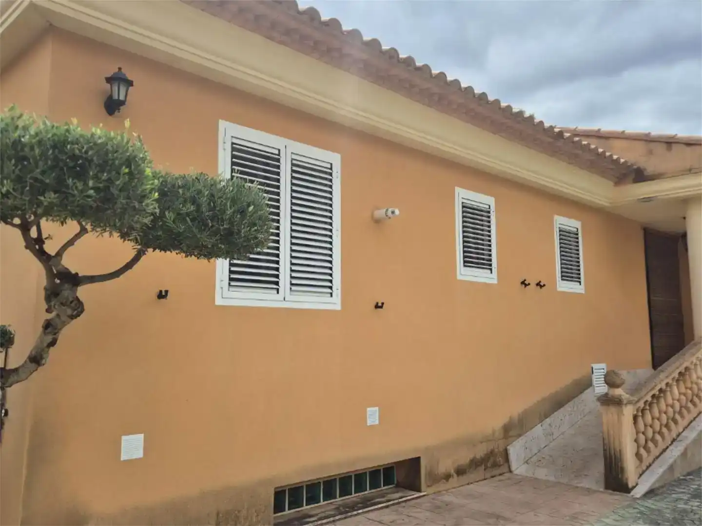 Vista exterior de Casa o xalet en venda en Cocentaina amb Aire condicionat, Jardí privat i Traster