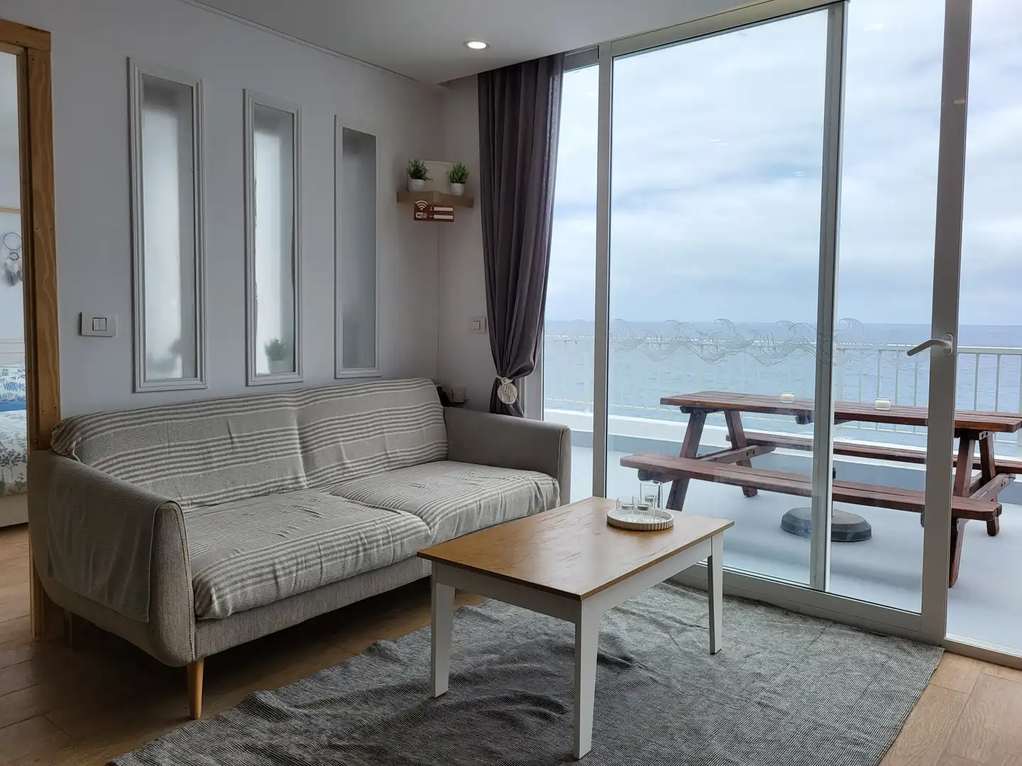 Living room of Apartments for sale in Puerto de la Cruz  with Air Conditioner, Terrace and Storage room
