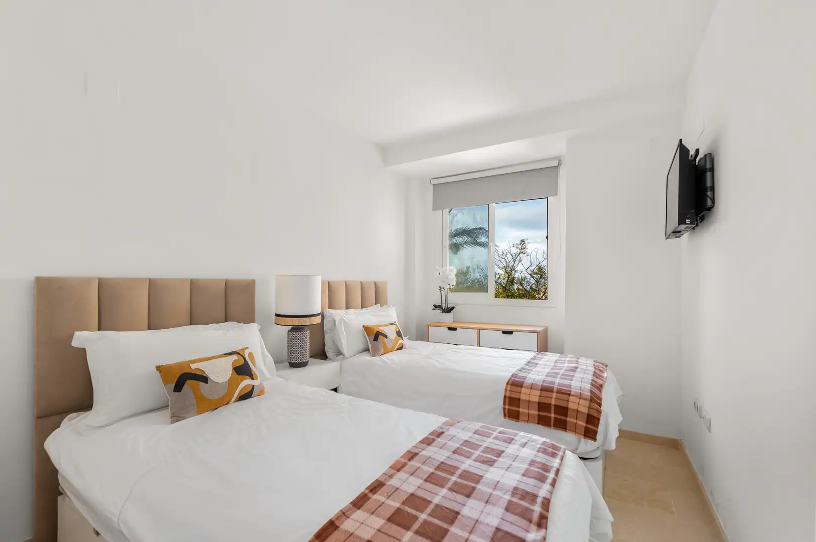 Dormitori de Apartament en venda en Marbella amb Terrassa, Traster i Piscina