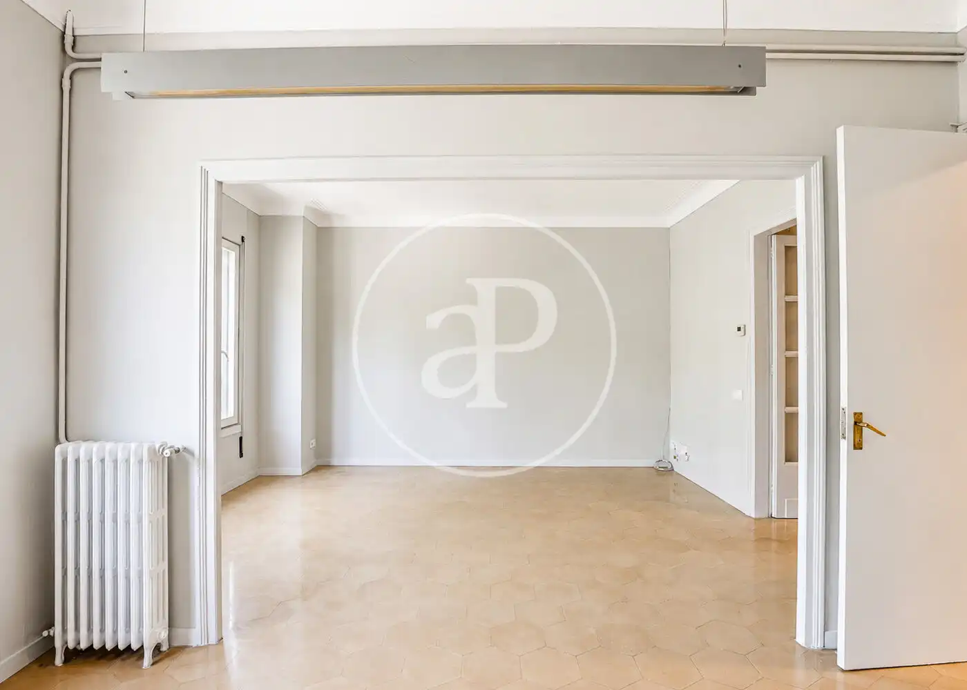 Appartamento con terrazza in vendita a Pg. de St. Joan, imagen 4
