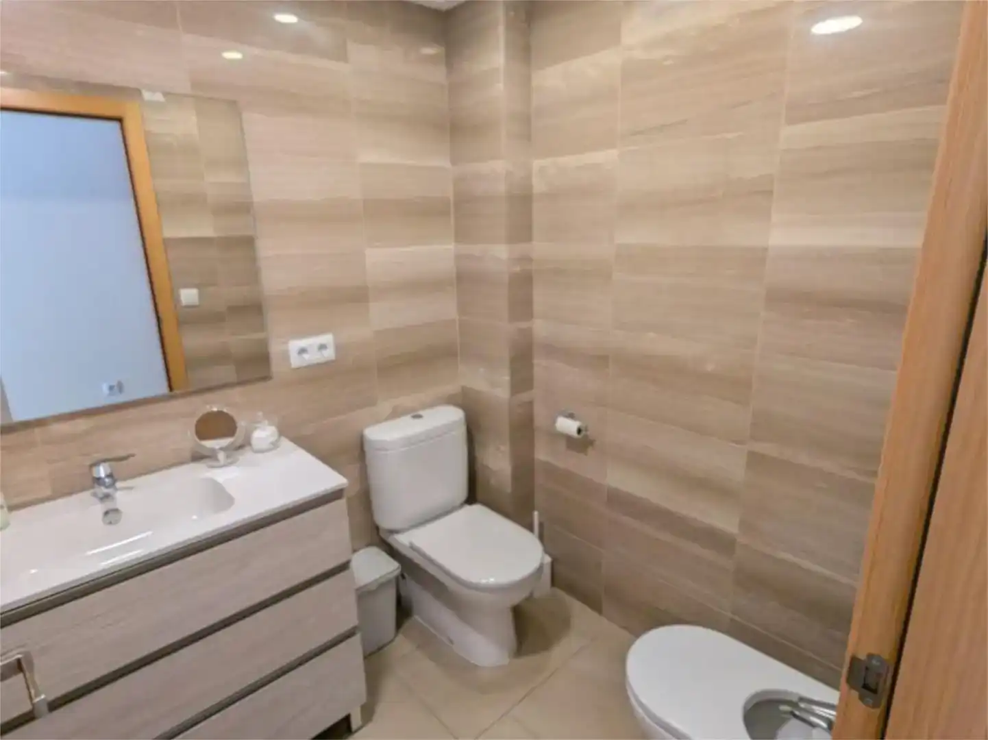 Bany de Planta baixa de lloguer en Dénia amb Aire condicionat, Piscina i Moblat