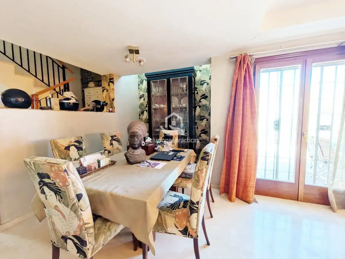 Menjador de Casa o xalet en venda en Jaén amb Aire condicionat, Calefacció i Terrassa