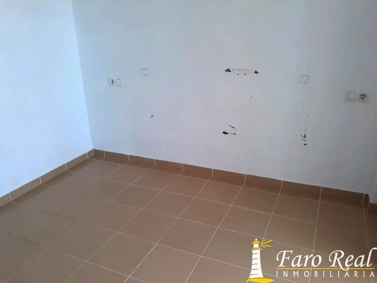 Planta baixa en venda en Sanlúcar de Barrameda amb Aire condicionat, Terrassa i Piscina comunitària