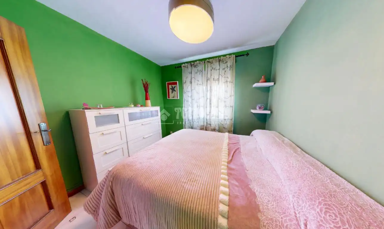 Habitación de Piso en venta en Leganés con Calefacción y Terraza