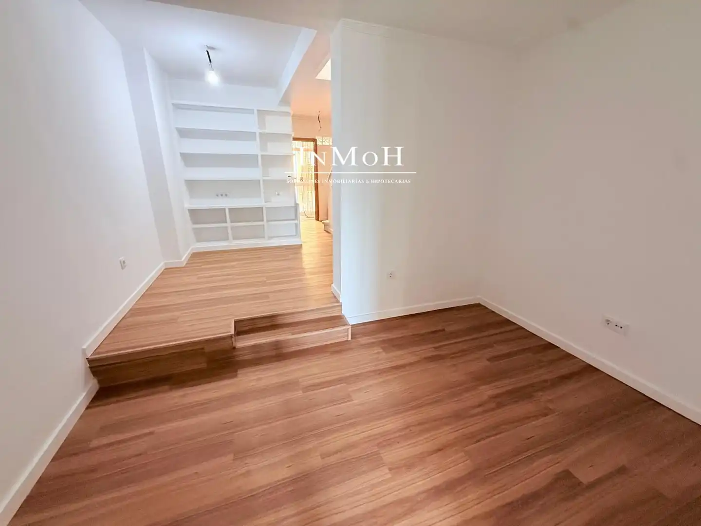 Casa adosada en venta en San Fernando con Balcón y Alarma