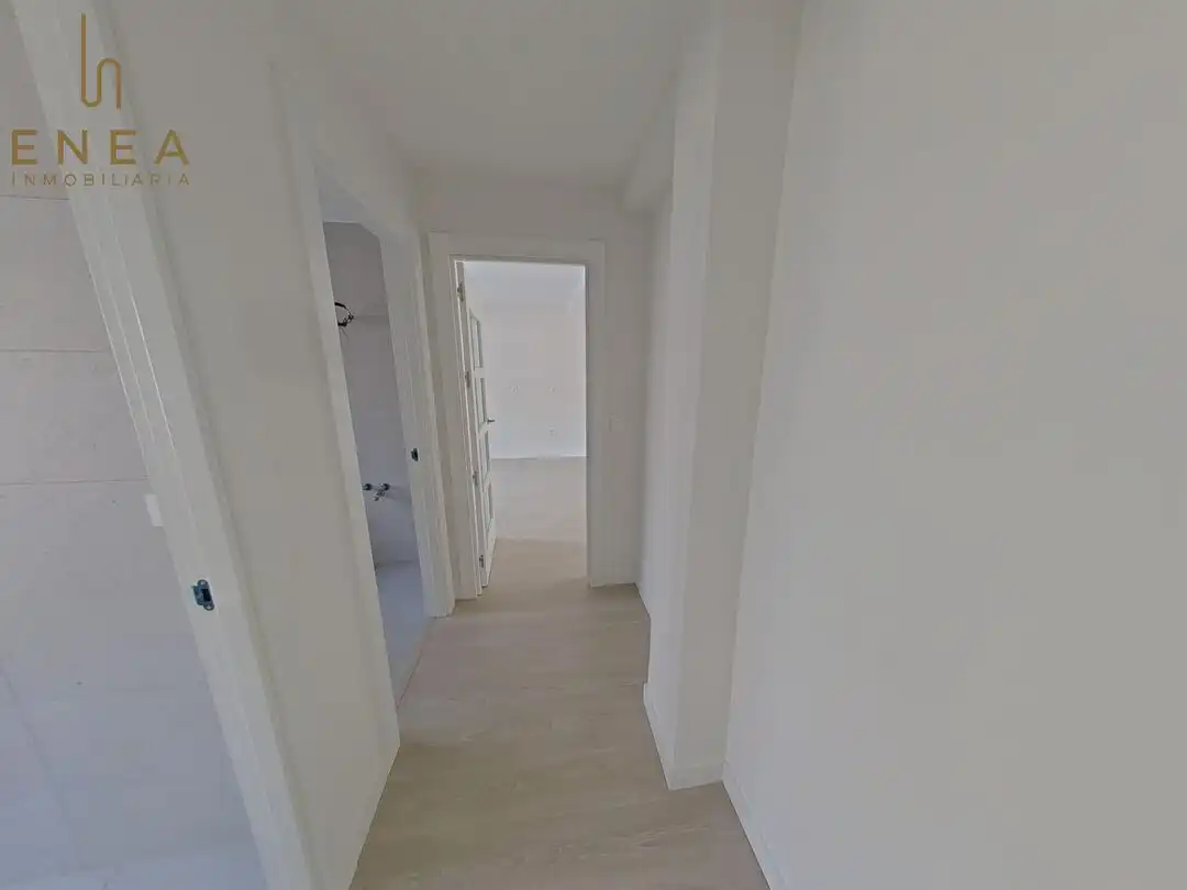 Piso en venta en Vitoria - Gasteiz con Calefacción, Parquet y Terraza