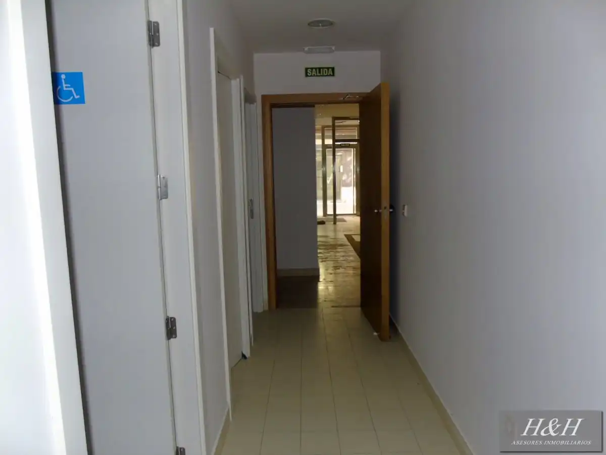 Oficina de lloguer en Burjassot amb Aire condicionat, Calefacció i Traster