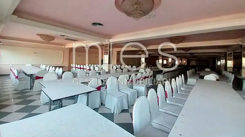 Edificio en venta en Benetússer