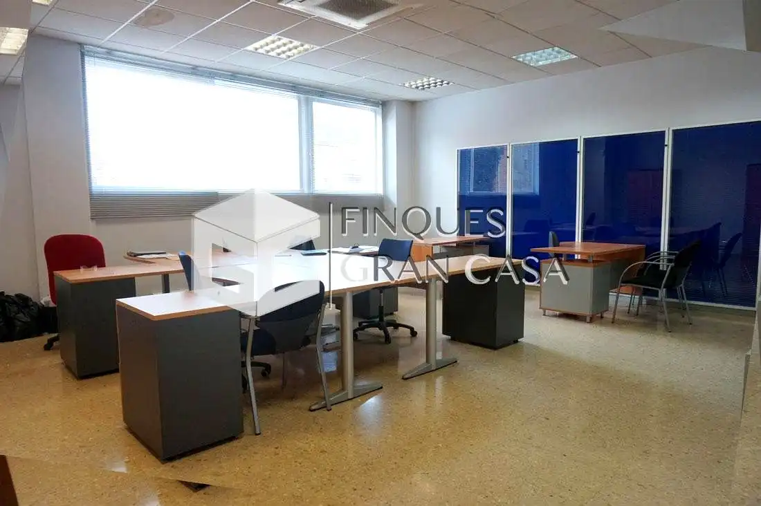 Local comercial de lloguer a De Maria Palau, imagen 5