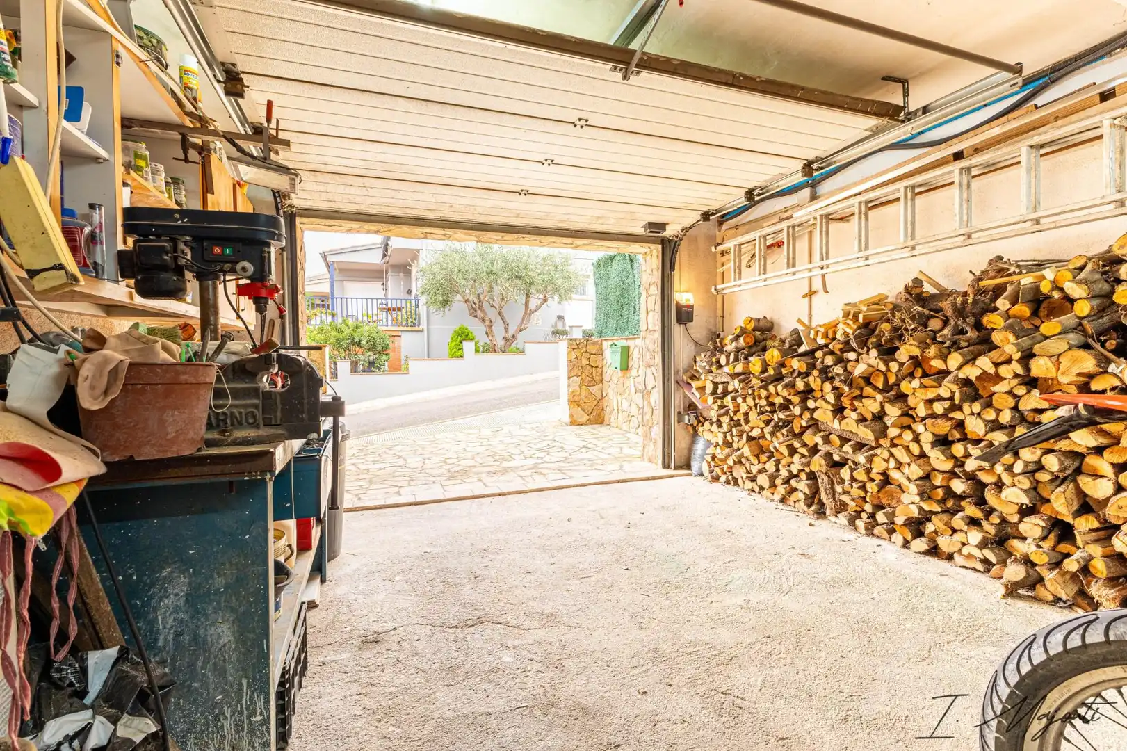 Casa aparellada en venda a La Bisbal d'Empordà, imagen 44