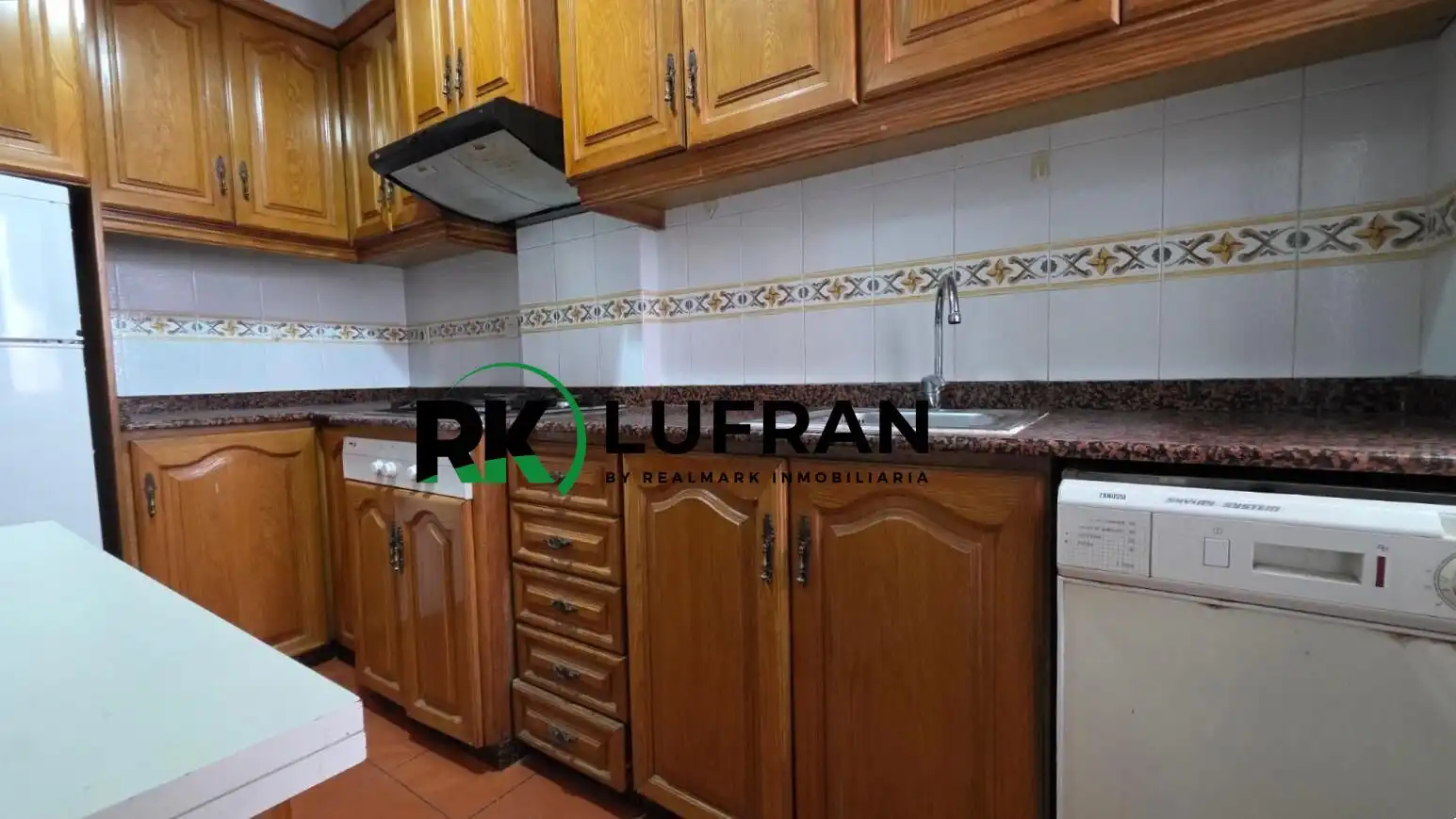 Kitchen of Flat for sale in Alicante / Alacant  with Terrace, Furnished and Balcony